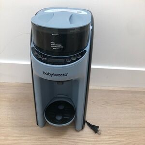 Babybrezza bottle maker